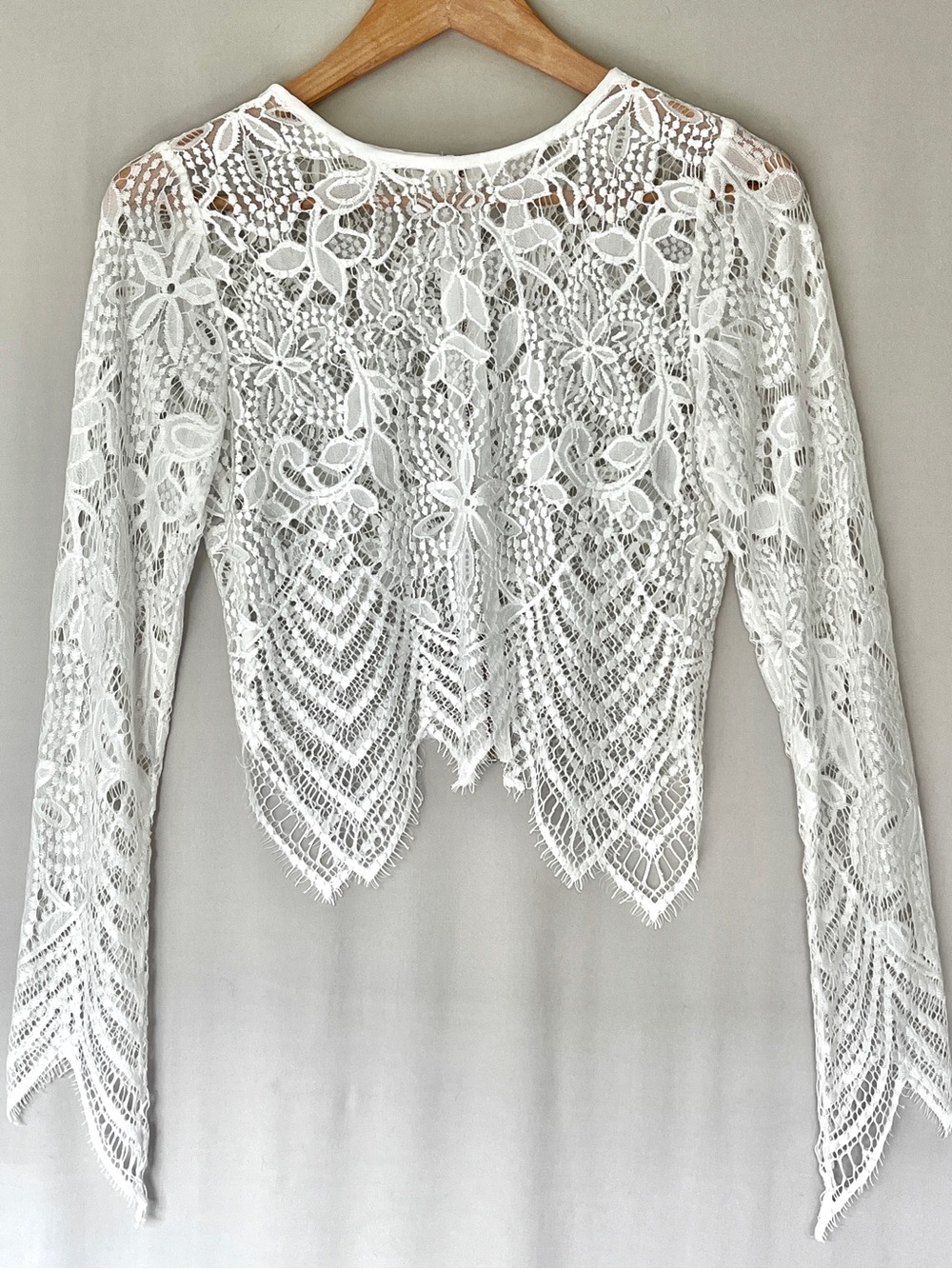 White Floral Lace Crop Top Pointed Eyelash Hem Sleeve Boho Romantic Bridal M